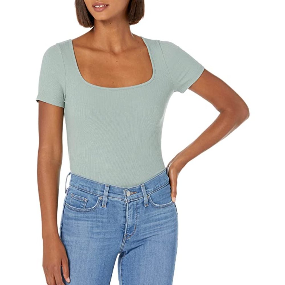 MADEWELL FROSTED WILLOW SHORT SLEEVE RIBBED SQUARE-NECK CROP TEE TOP